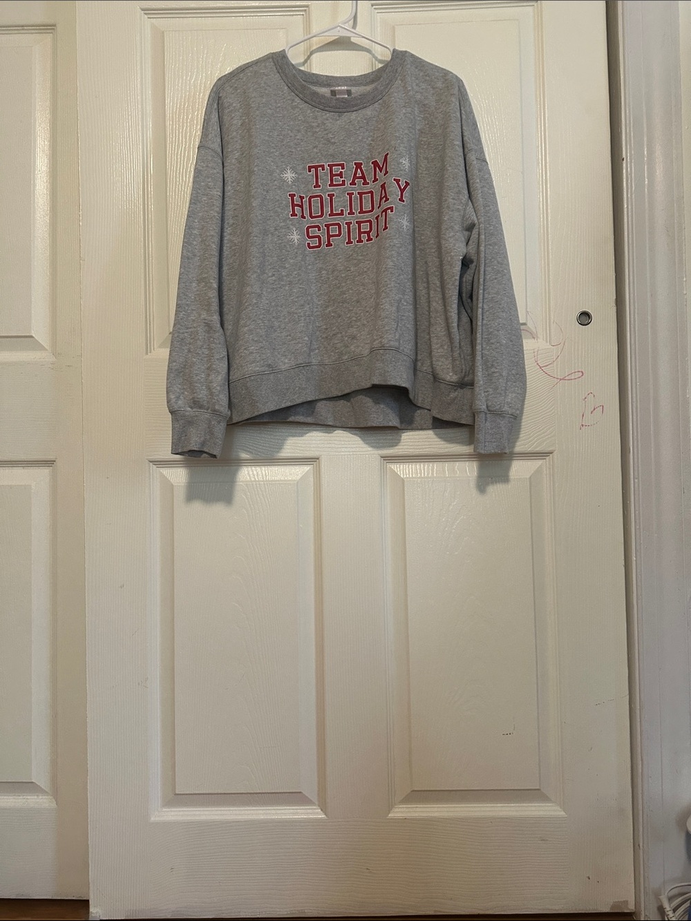 Wondershop Gray Crewneck Sweatshirt with Red 'Team Holiday Spirit' Graphic